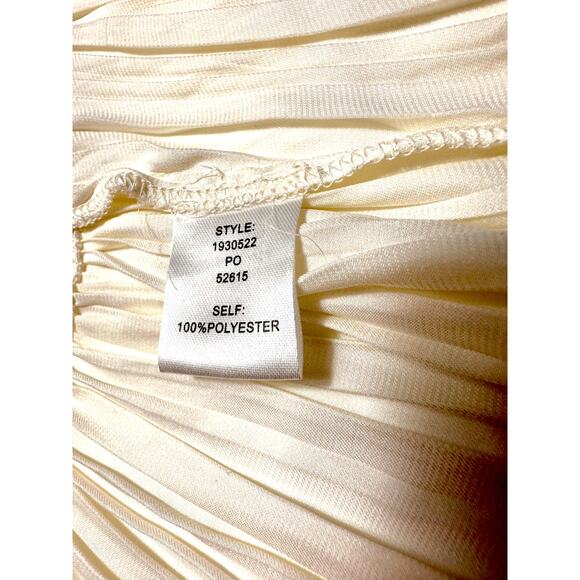Current Air Ivory Pleated Peplum Smocked Waist Blouse Size Large - Picture 5 of 10